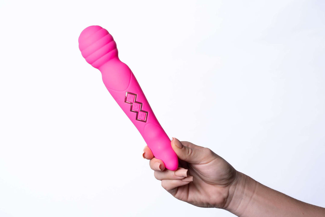 Zoe Twisty Dual Vibrating Pleasure Wand - Pink